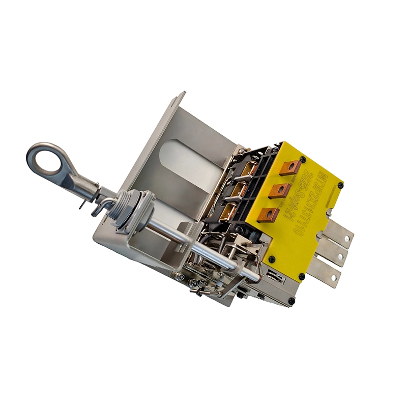 ใต้น้ําสามเฟส 2X313A CSP น้ํามันแช่เบรกเกอร์ 225KVA มุมมองตู้ด้านบน